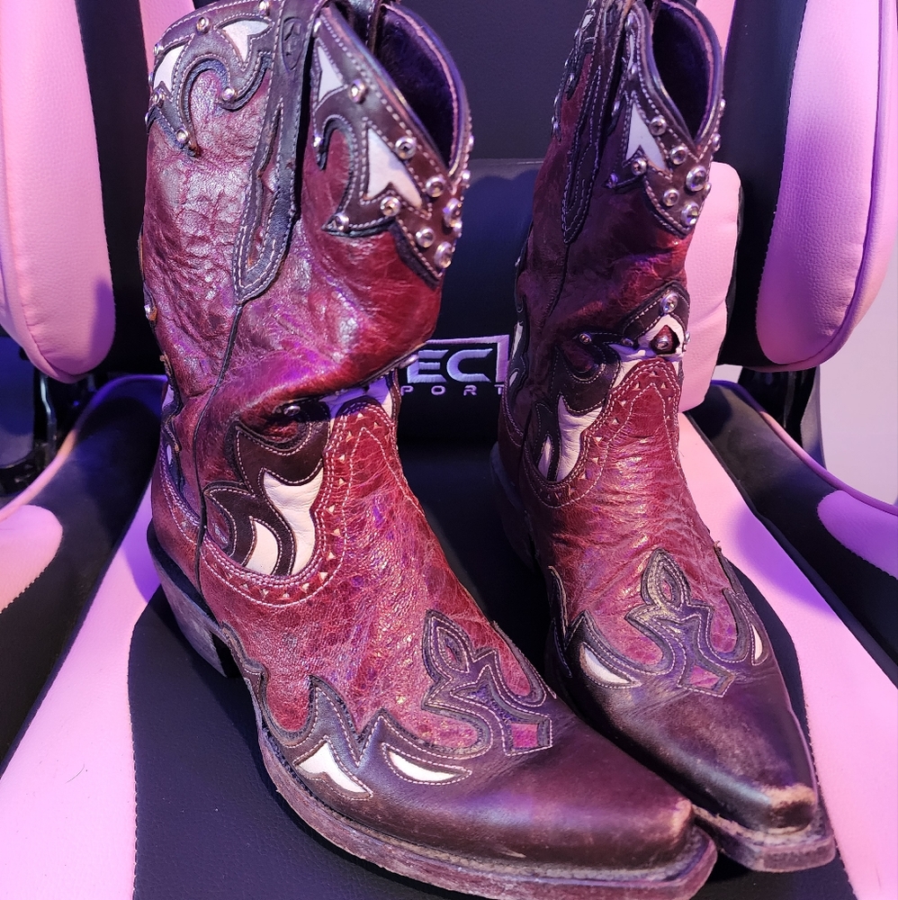 Ariat Red Sniptoe Boots